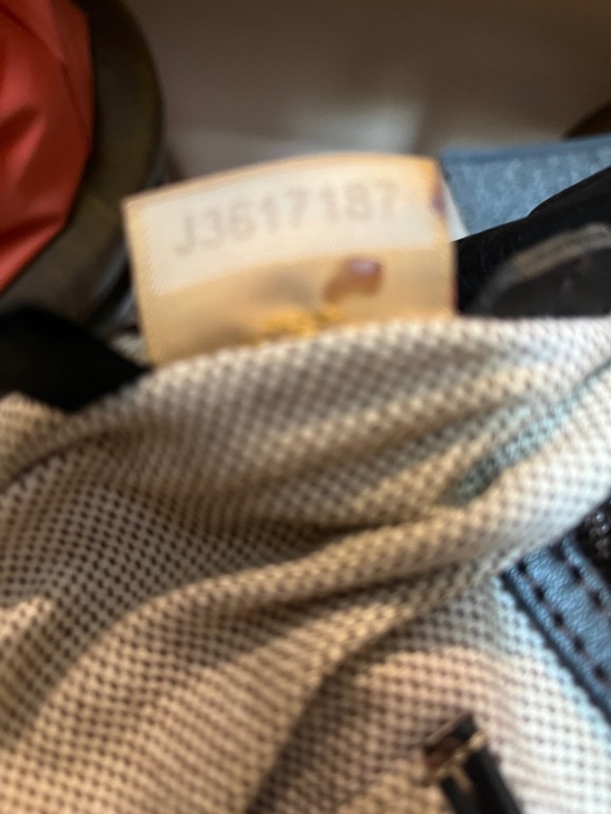 EUC Authentic Dooney&Bourke Belvedere Croc Embossed Leather Hobo Handbag & Pouch - Picture 9 of 9